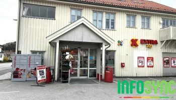 Pakkeboks Extra Malmø Mandal - Står Ved Siden Av Inngangen Til