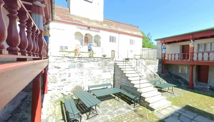 Austrattborgen Street View 360deg - Opphaug