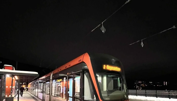 Bergen Lufthavn -  Internasjonal Flyplass - Bergen