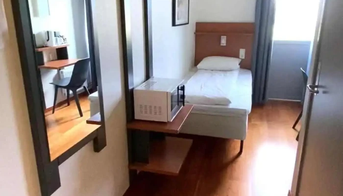 Bjugn Hotell -  Fra Eieren - Botngård