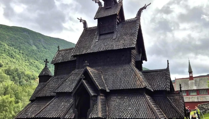 Borgund Stavkyrkje -  Rabatter - Borgund