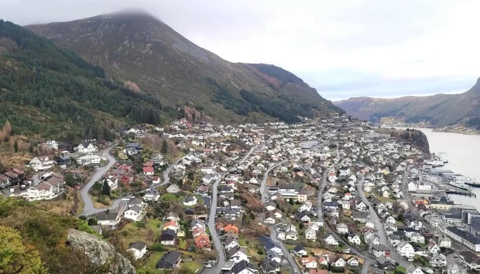 Ellingskarshornet -  Turistattraksjon - Måløy