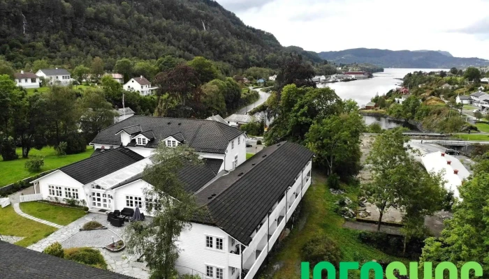 Fjordslottet Hotell Alle - Fotlandsvåg