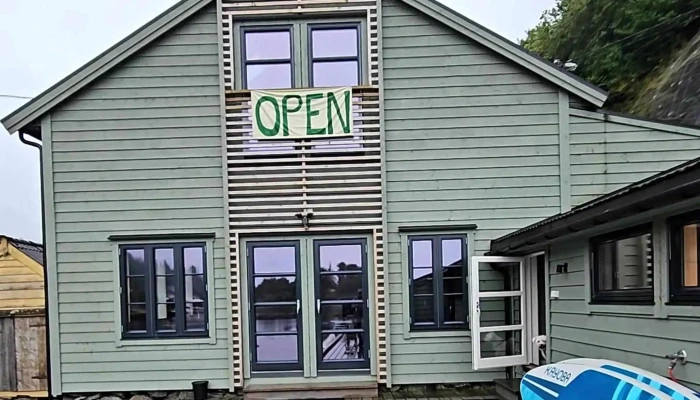 Flabellina Flytande Kunstbadstove -  Poengsum - Lonevåg