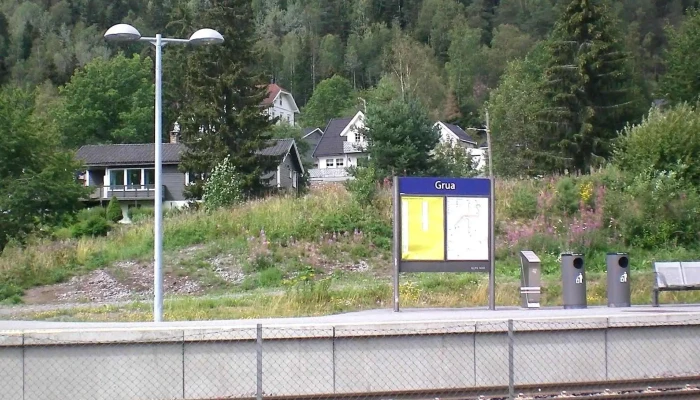 Grua Stasjon -  Kollektivholdeplass - Grua