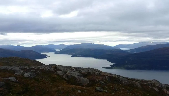 Hauknestinden -  Hvor - Dalsgrenda