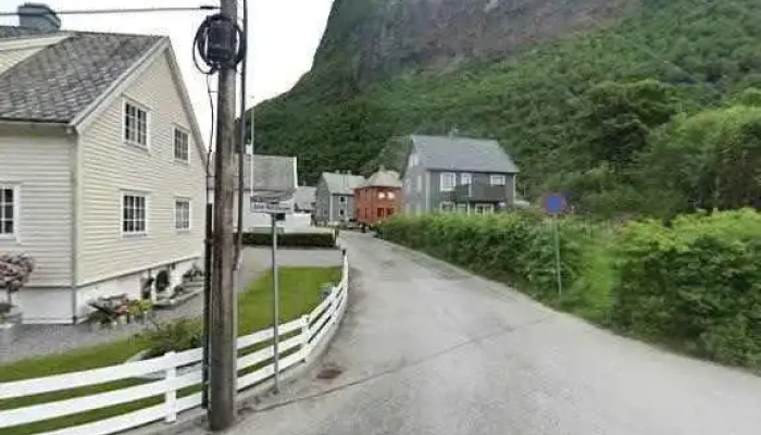 Hoyanger Kyrkje Street View 360deg - Høyanger