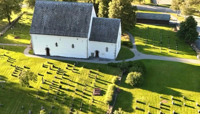 Kinsarvik Kyrkje -  Kirke - Kinsarvik