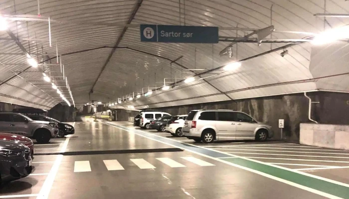 Kystbygarasjen P -  Hus Parkeringshus - Straume