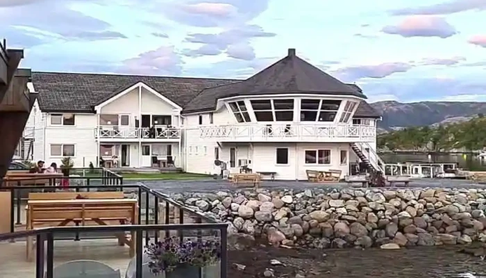 Leka Brygge -  Videoer - Leka