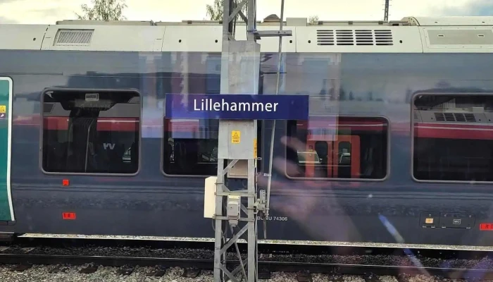 Lillehammer Skysstasjon -  Jernbanestasjon - Lillehammer