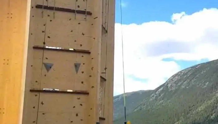 Lom Aktivitetspark -  Videoer - Lom