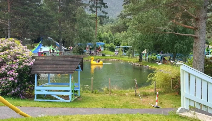 Mikkelparken -  Telefon - Kinsarvik