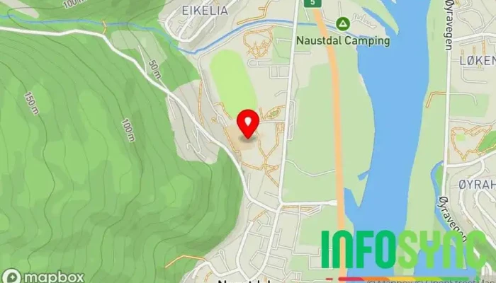 kart over Naustdal skule Skole i Naustdal