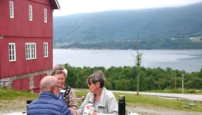 Nesset Prestegard -  Område - Eidsvåg I Romsdal