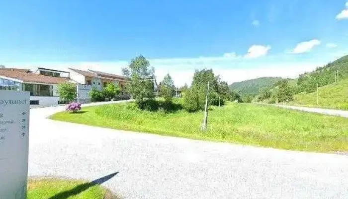 Osteroytunet Street View 360deg - Valestrandsfossen