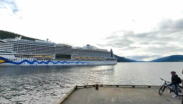 Port Of Nordfjordeid -  Street View 360deg - Nordfjordeid