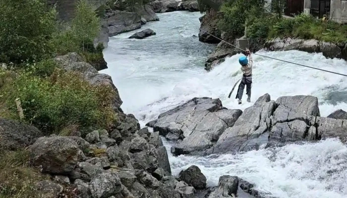 Prestfosstraversen -  Videoer - Fossbergom