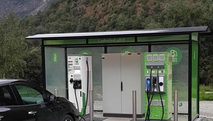 Recharge Ladestasjon -  Ladestasjon For Elektriske Biler - Lærdal