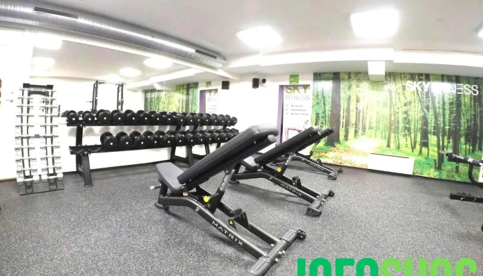 Sky Fitness Halden -  Treningsmaskin - Halden