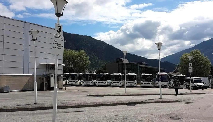 Sogndal Skysstasjon -  Bussholdeplass - Sogndal