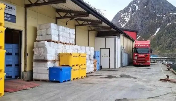 Stengt Profil - Øksfjord