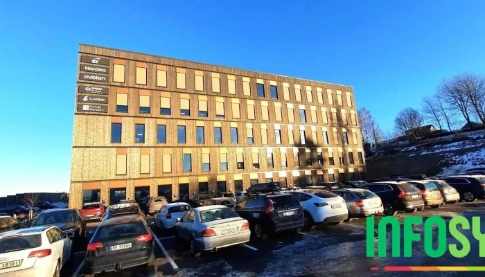 Sustevo As Tonsberg Fra Eieren - Sem