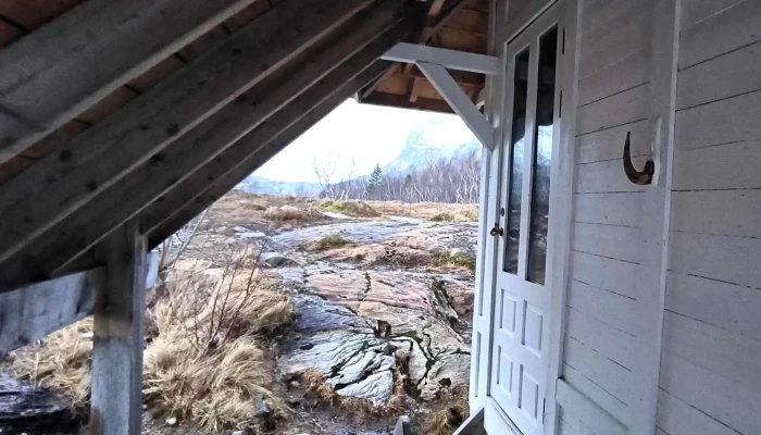 Thaihuset -  Timeplan - Inndyr