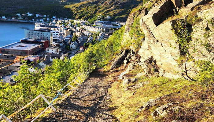 Toke Hammerfest -  Kommentarer - Hammerfest