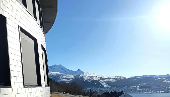 Uit Norges Arktiske Universitet I Narvik Plassering - Narvik
