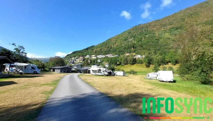 Vik Camping Vik I Sogn Landskap - Vik I Sogn