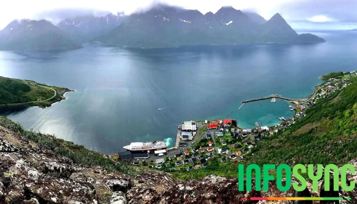 Øksfjordfjellet/Stuibmehàrji, Øksfjord - Øksfjord